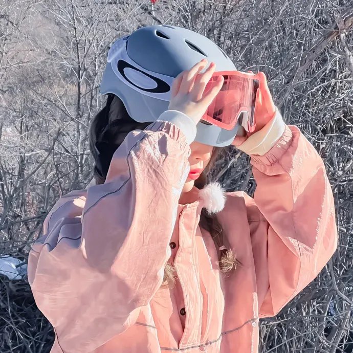 复仇的女枪手 封面